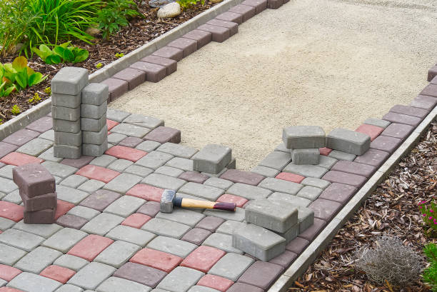 Best Interlocking Driveway Pavers  in Fort Thompson, SD