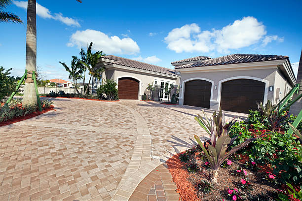 Best Local Driveway Pavers  in Fort Thompson, SD